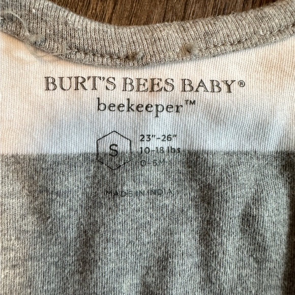 Burts Bees Beekeeper Wearable Blanket Size Small (0-6 months) - Picture 3 of 3